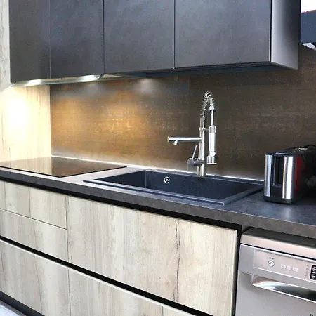 Locami Borgo Roma * Верона